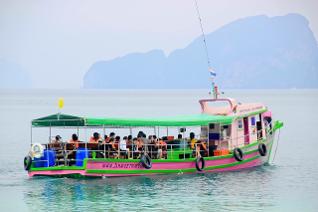 ทะเลตรัง 3 เกาะ (ถ้ำมรกต)เกาะมุก, เกาะกระดาน, เกาะเชือก (One Day Trip)