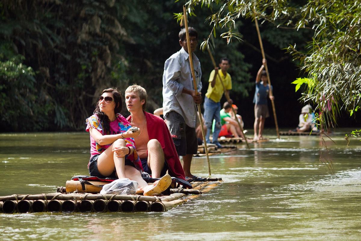 Khaosok Discovery Bamboo Rafting (one day trip)